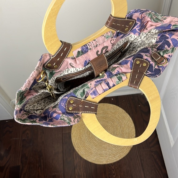 Guess Khaki Prints Boho Tote Bag - Picture 12 of 14